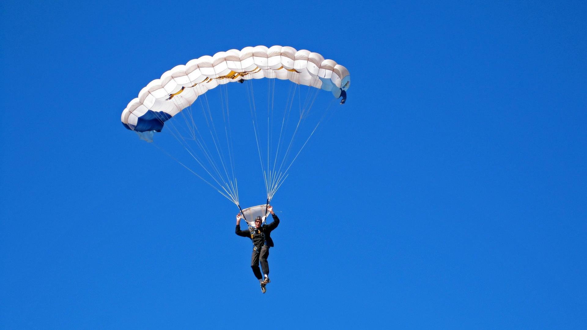 “逆转奇迹”：逆境中保持冷静的运动员故事，逆境中成长的运动员